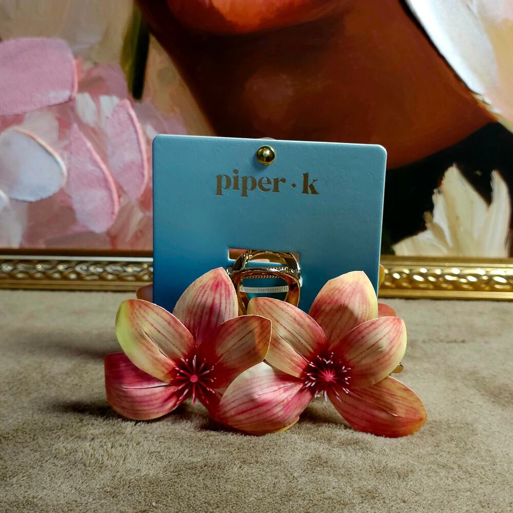 🌸🏵 Piper K NWT Pink & Yellow Orchid Floral Hair Claw Clip–Tropical Vacay Vibez